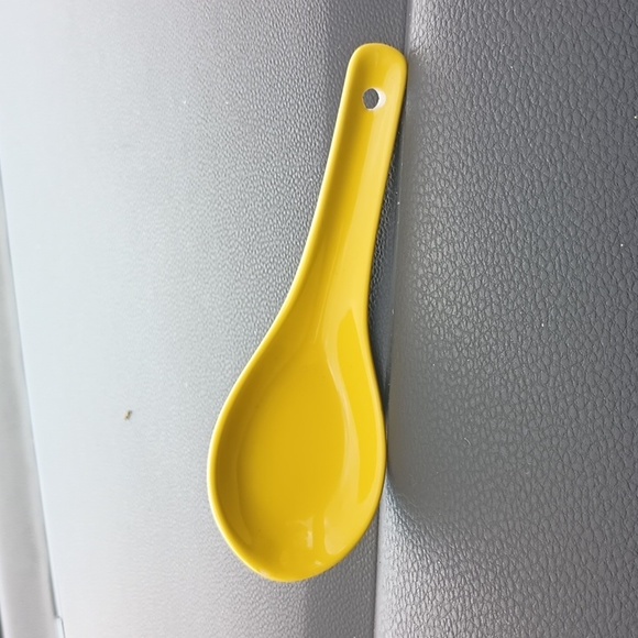 Free China soup cup with melamine spoon, When Purchased With Electric Coaster - Picture 4 of 4